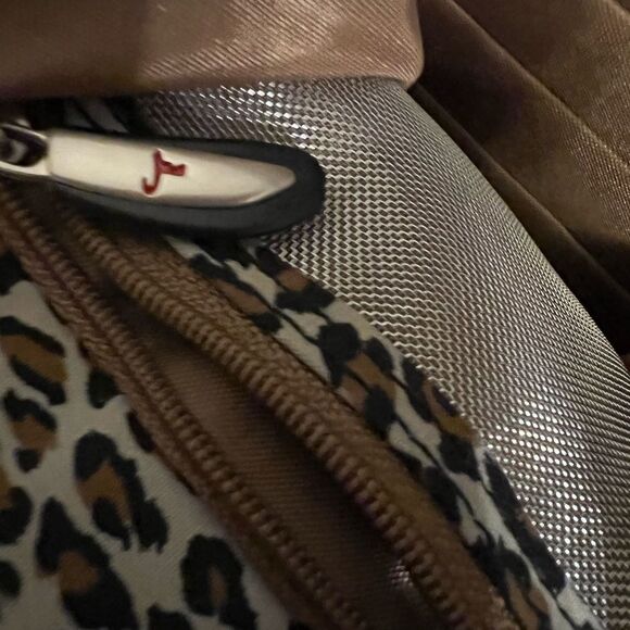 Travelers Cheetah divider bag - Picture 9 of 10